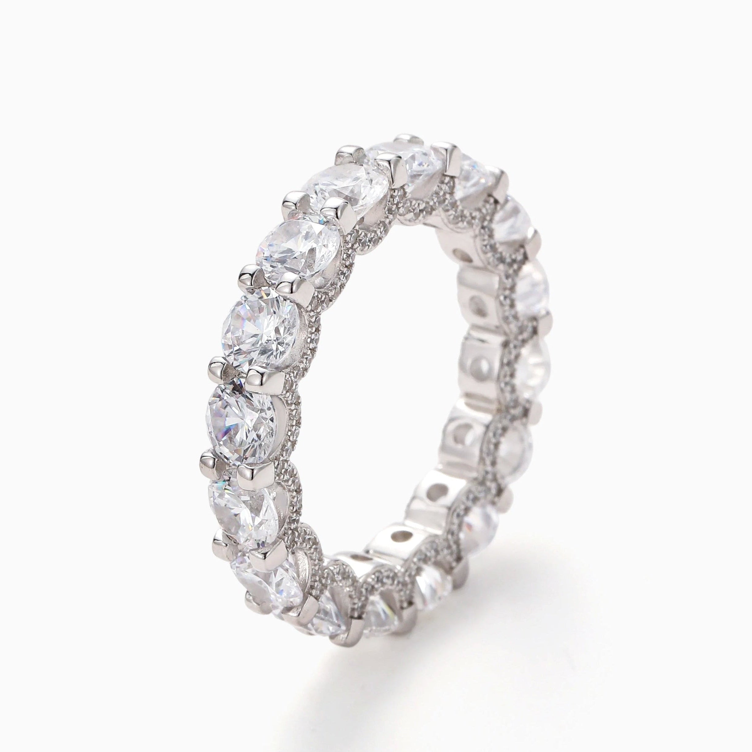 BRILLIANCE FROM EVERY ANGLE THE HYPNOTIZING MOISSANITE ETERNITY RING