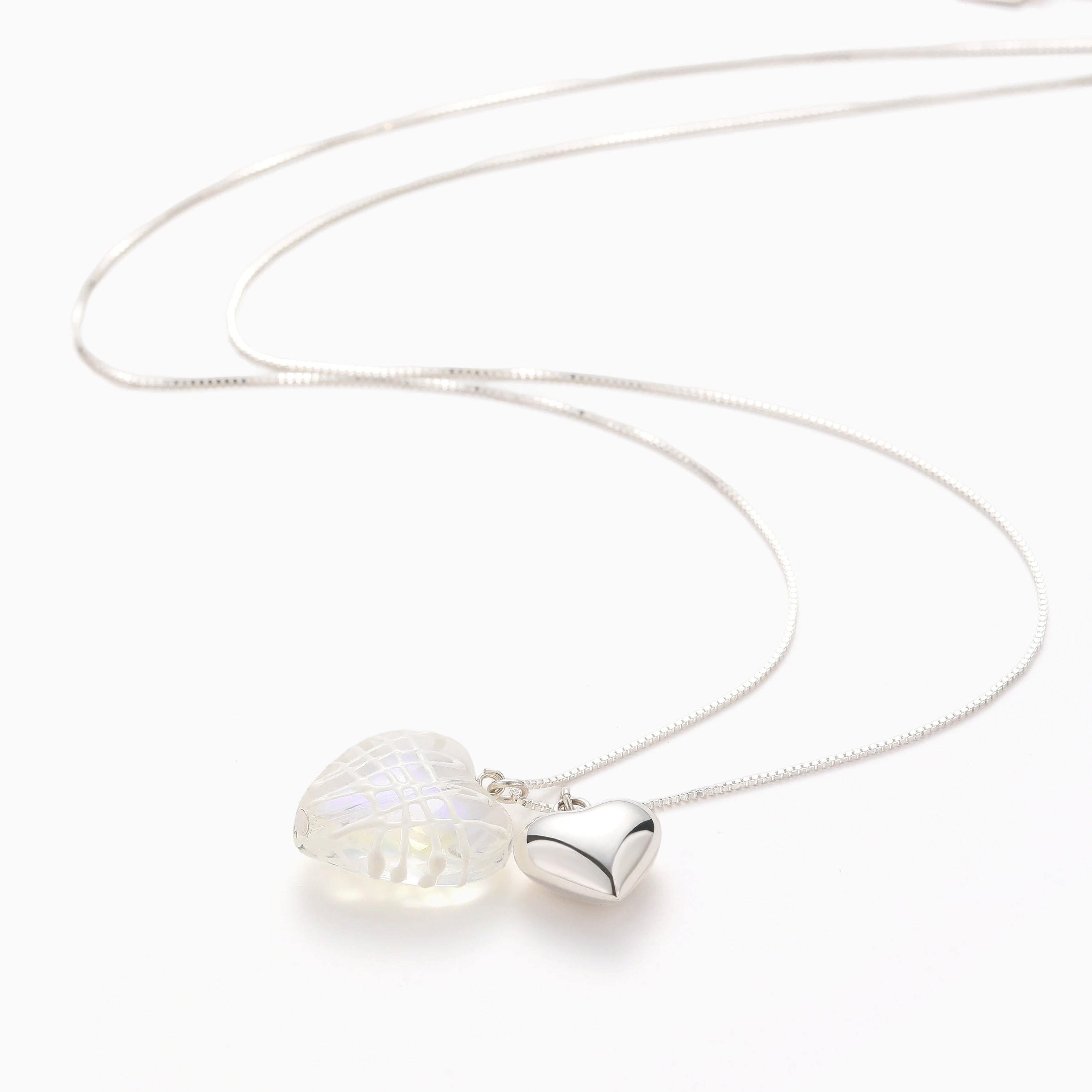 SILVER AND GLASS DOUBLE HEART PENDANT NECKLACE
