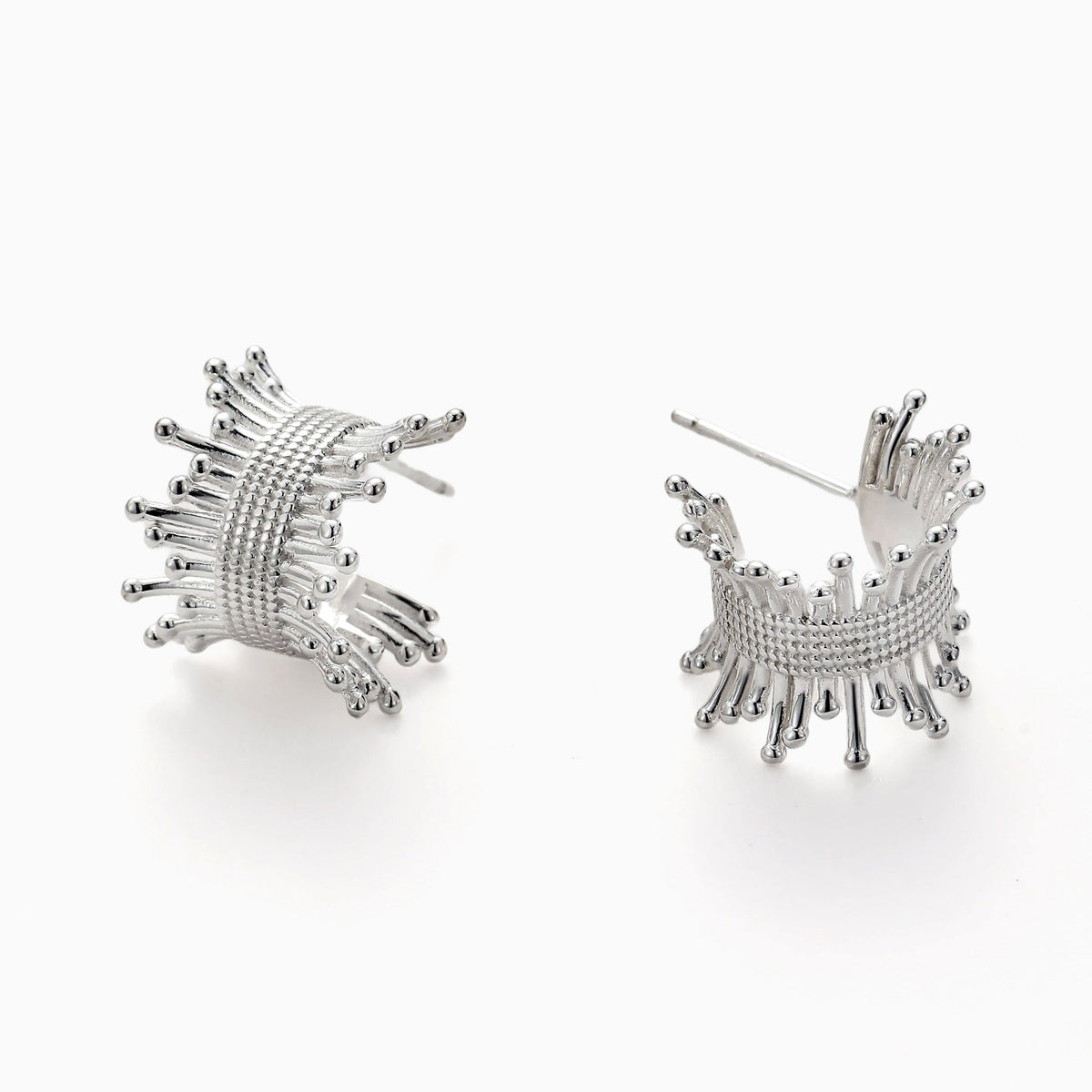MINI RUFFLE HOOPS FORM STUDY EARRINGS