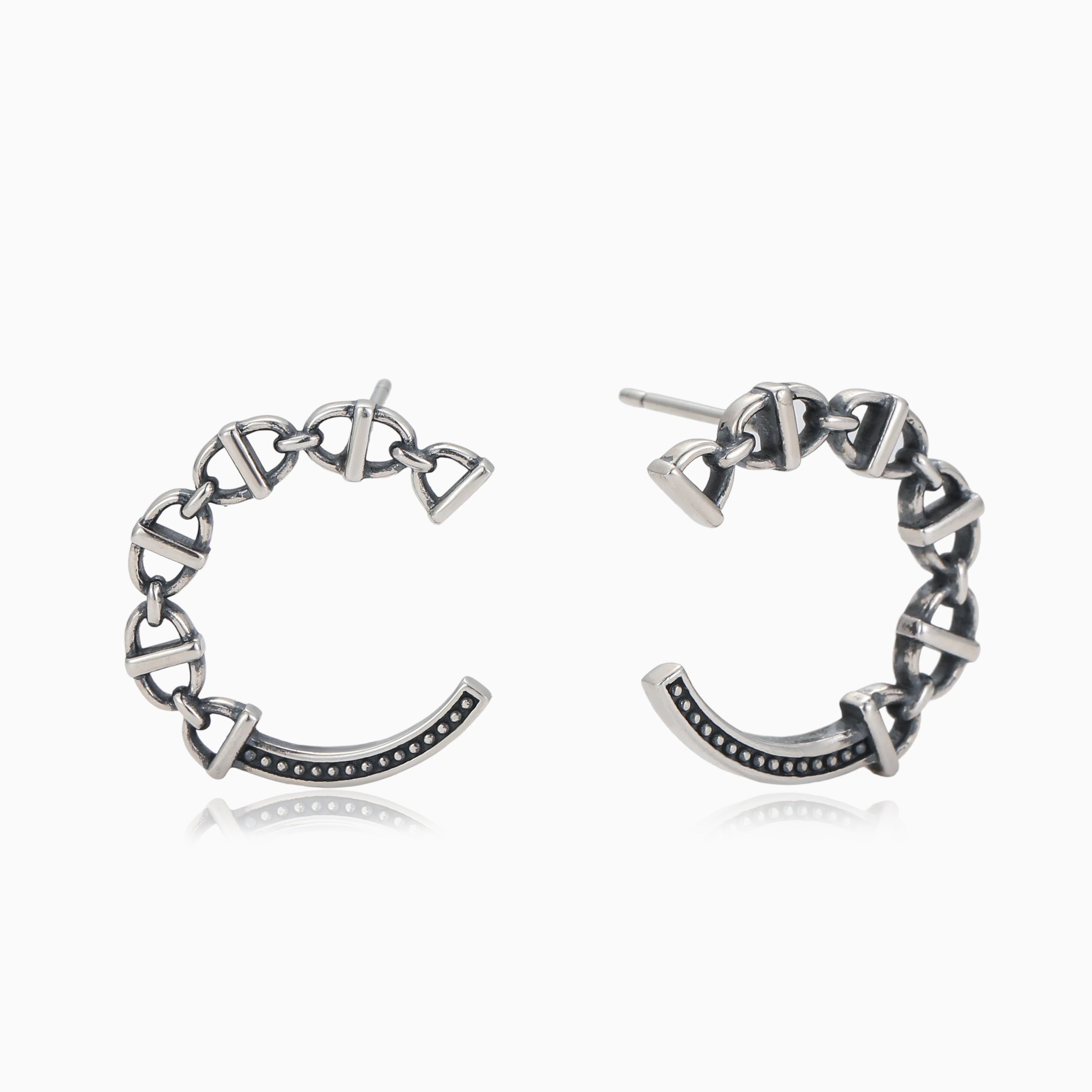 VINTAGE D CHAIN LINKS OXIDIZED CRESCENT HOOPS