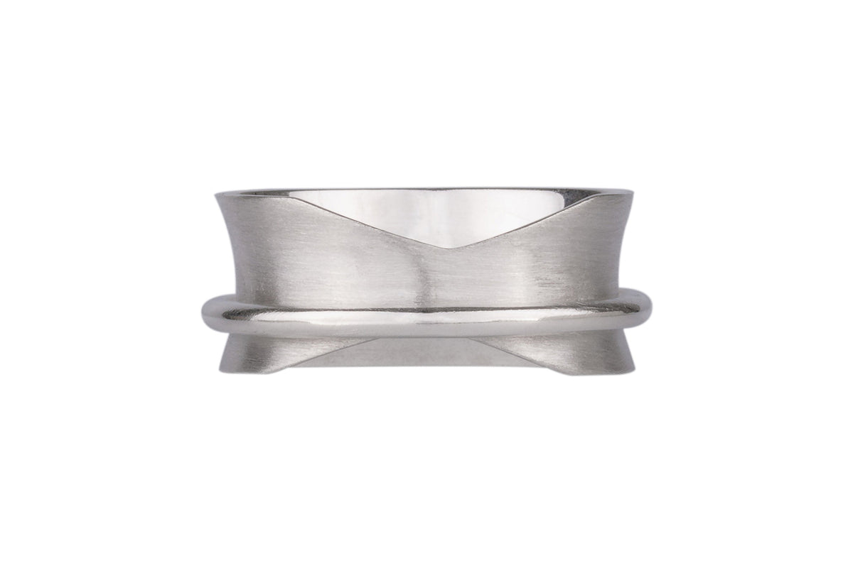 MINIMALISM SILVER SPINNER RING, TAPERED BAND